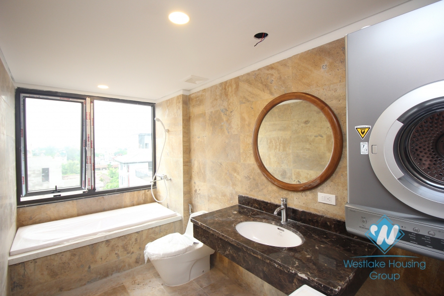 The 7-th floor apartment with large lakeview in Tay Ho, Hanoi